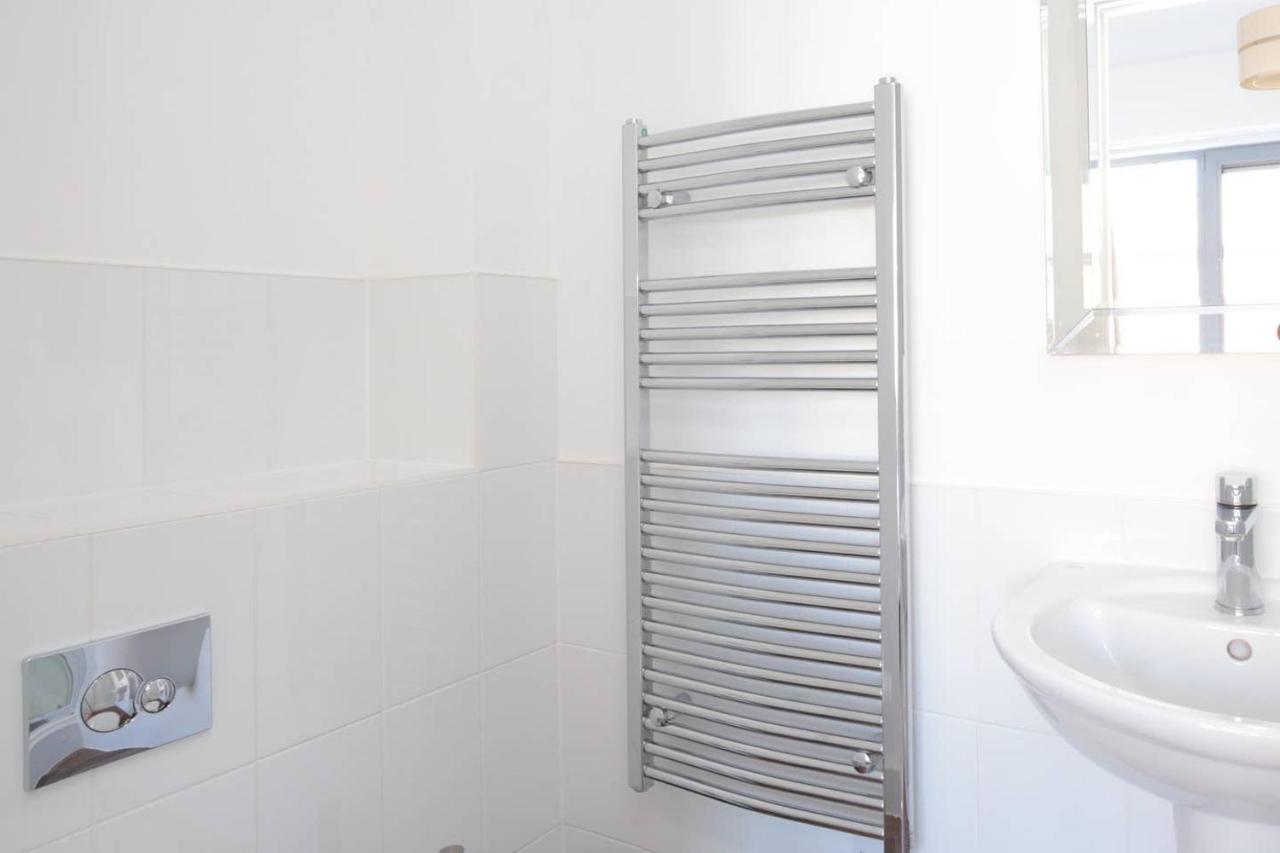 Modern - Sleeps 4 Oxford
